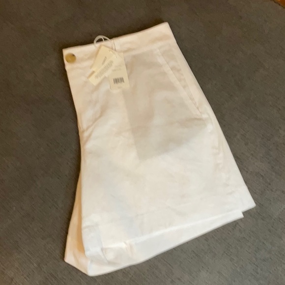 VINCE Casual Stretch-linen Shorts In White - Picture 3 of 6